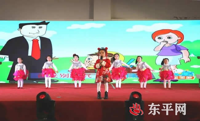 东平县文化馆成功举办公益文化培训新年汇演