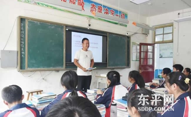 接山镇中学孙宏雨