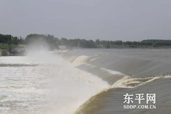 戴村坝迎来今年首次洪峰